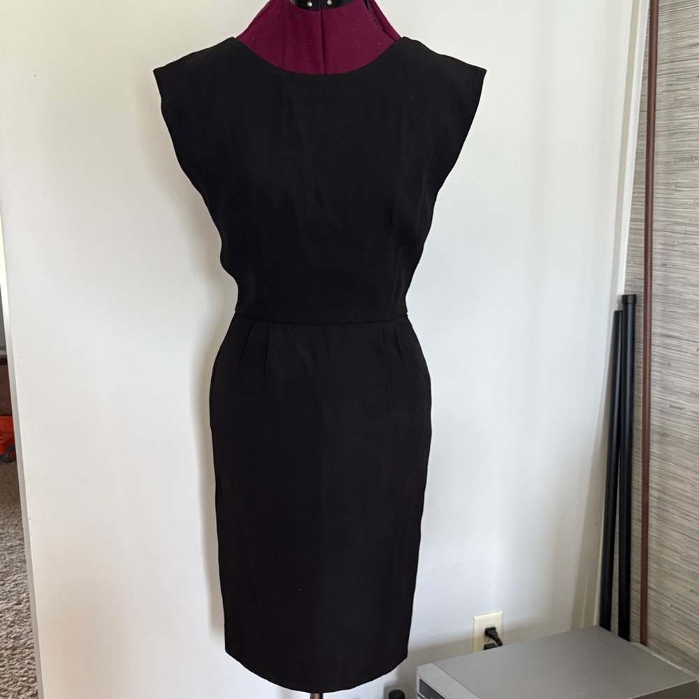 Ralph Lauren Elegant Black Sleeveless Dress with Low Back (Size 4)